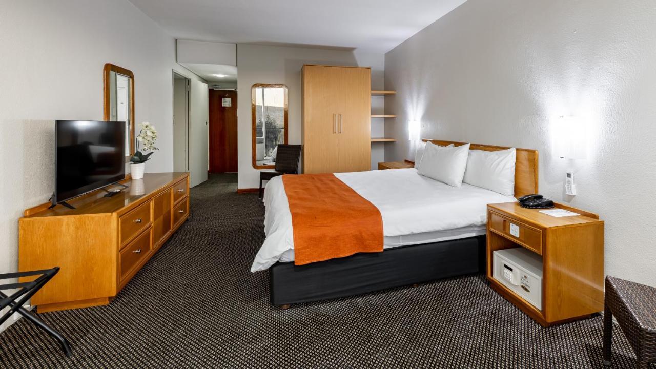 African Sky Harrismith Inn Екстериор снимка