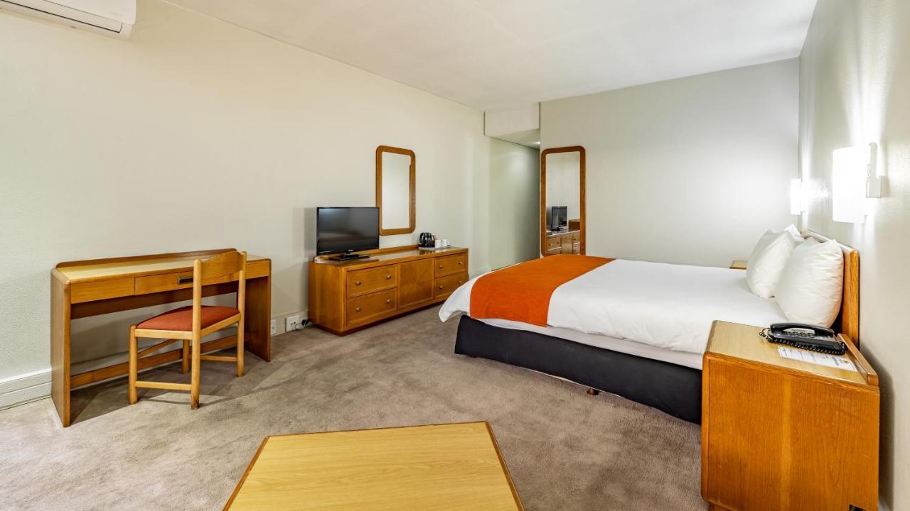 African Sky Harrismith Inn Екстериор снимка