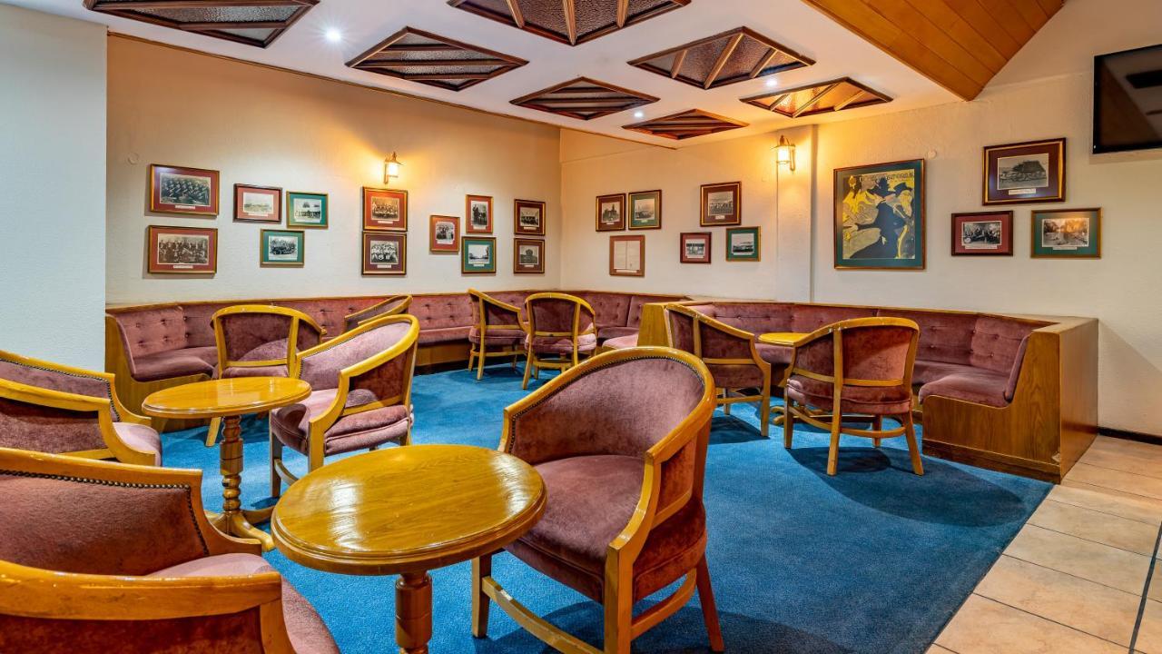 African Sky Harrismith Inn Екстериор снимка