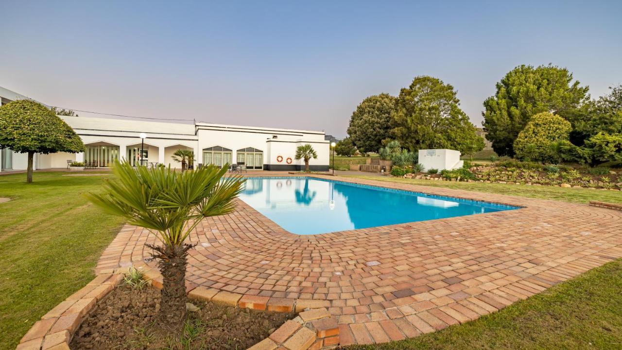 African Sky Harrismith Inn Екстериор снимка